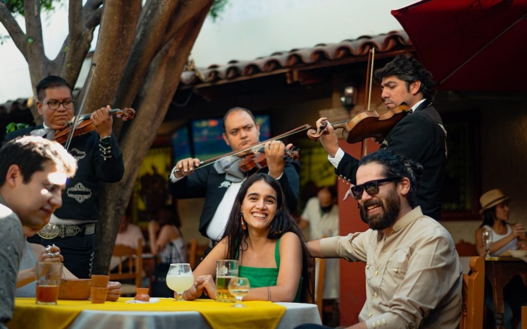 Why Dining with Live Music is Good for You